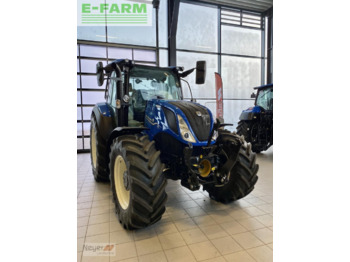 NEW HOLLAND T5 Traktor