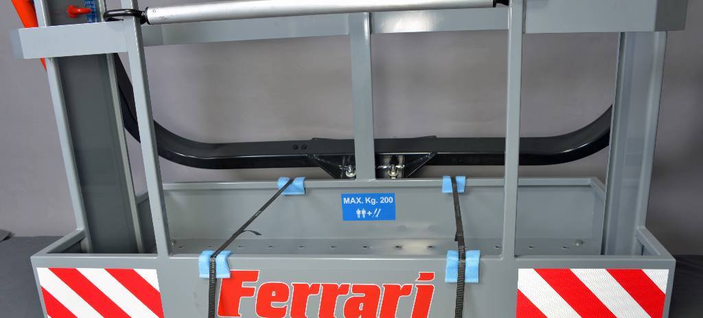 Ladekran Ferrari Arbeitskorb AGLY 2 Bundle: das Bild 6