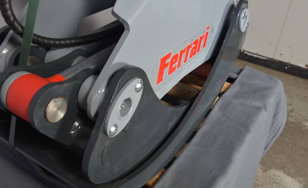 Ladekran für Forstmaschine Ferrari Holzgreifer FLG 23 XS + Rotator FR55 F: das Bild 7