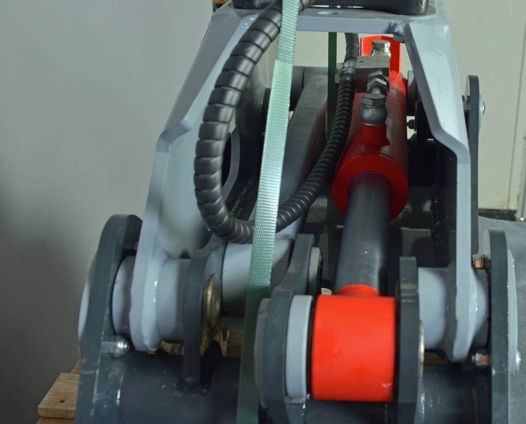 Ladekran für Forstmaschine Ferrari Holzgreifer FLG 23 XS + Rotator FR55 F: das Bild 10