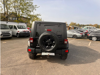 PKW Jeep Wrangler / Wrangler Unlimited Sahara: das Bild 4