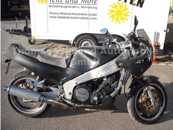 Yamaha FZR 1000  - Motorrad