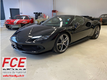 Ferrari 296 GTB 3.0Turbo Hybride 1er Main - PKW