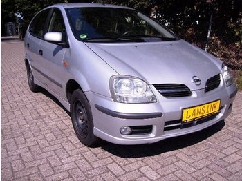 NISSAN Almera Tino acenta PLUS-LPG u. Benzin - PKW