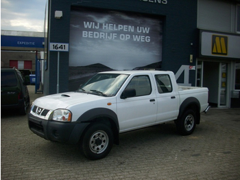 Nissan Kingcab Pick-up 2.5 DTI 98KW Double Cab 4X4 - PKW