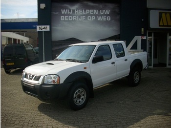 Nissan Kingcab Pick-up 2.5 DTI 98KW Double Cab 4X4 - PKW