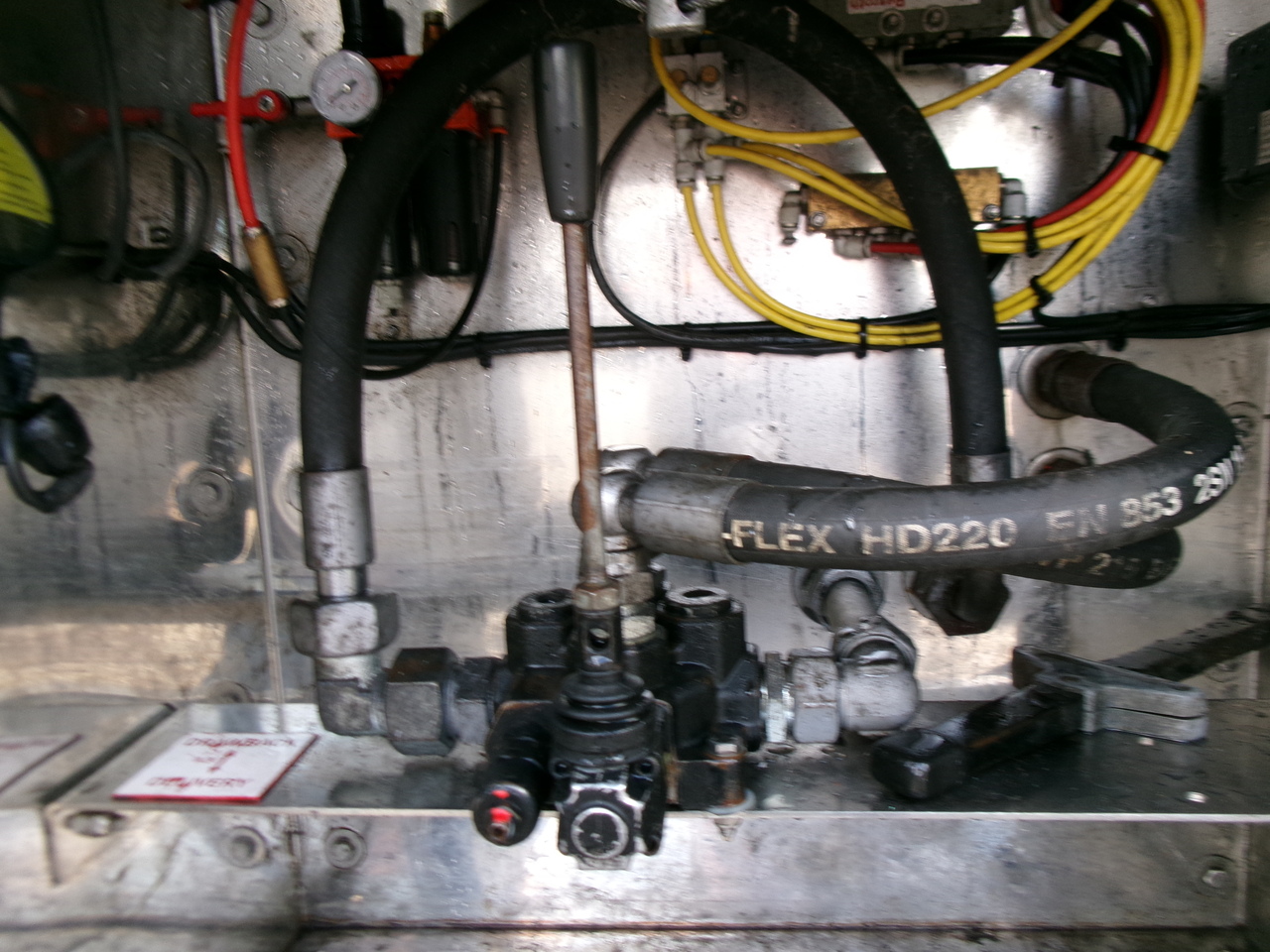 Tankauflieger Für die Beförderung von Kraftstoff Feldbinder Fuel tank alu 44.6 m3 + pump: das Bild 15