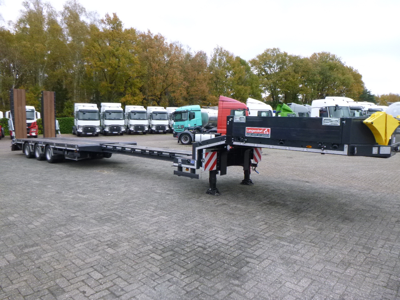 Tieflader Auflieger neu kaufen Langendorf 3-axle semi-lowbed trailer 48T ext. 13.5 m + ramps: das Bild 14