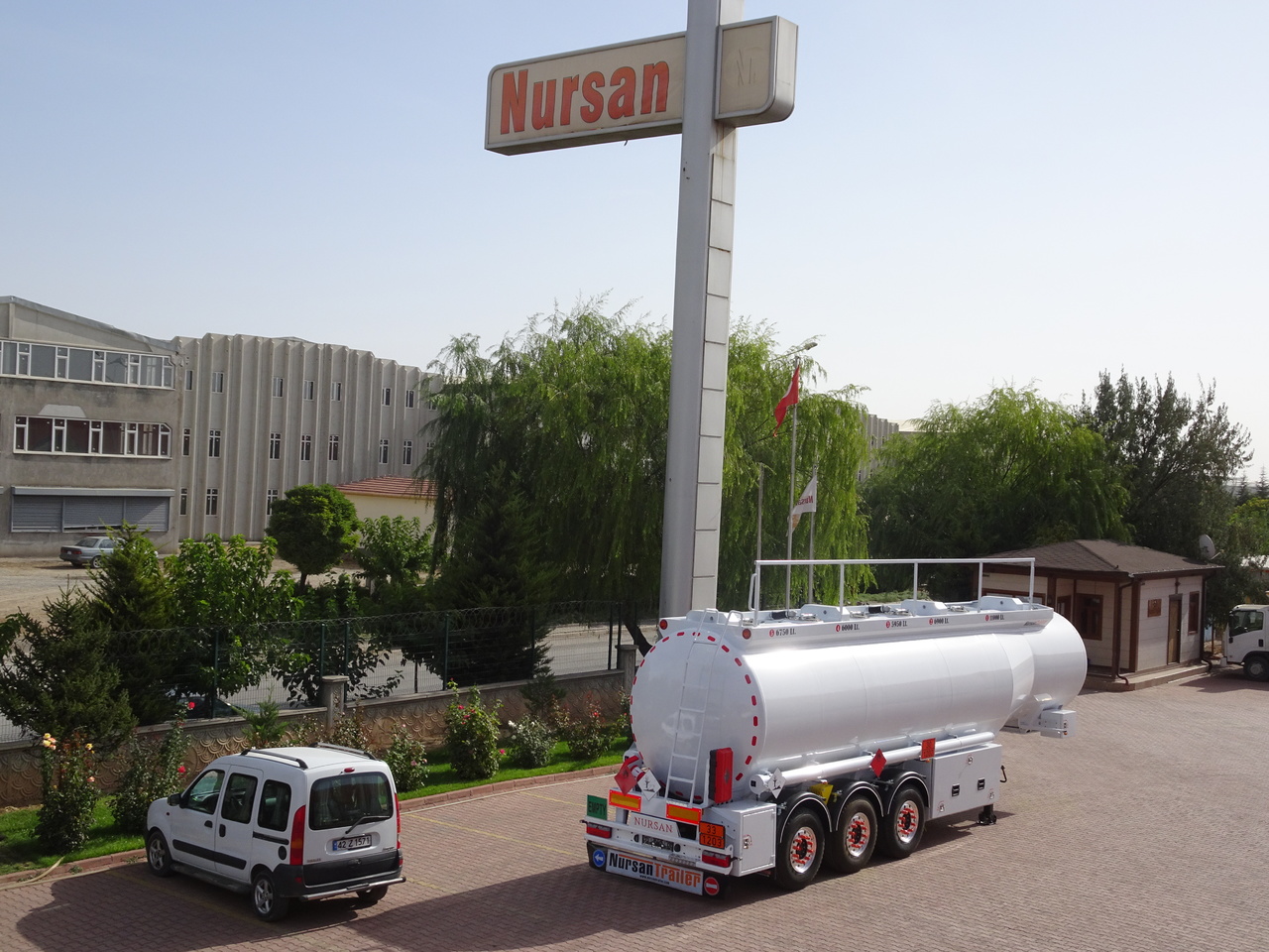 Tankauflieger Für die Beförderung von Kraftstoff neu kaufen NURSAN Aluminium Fuel Tanker: das Bild 10