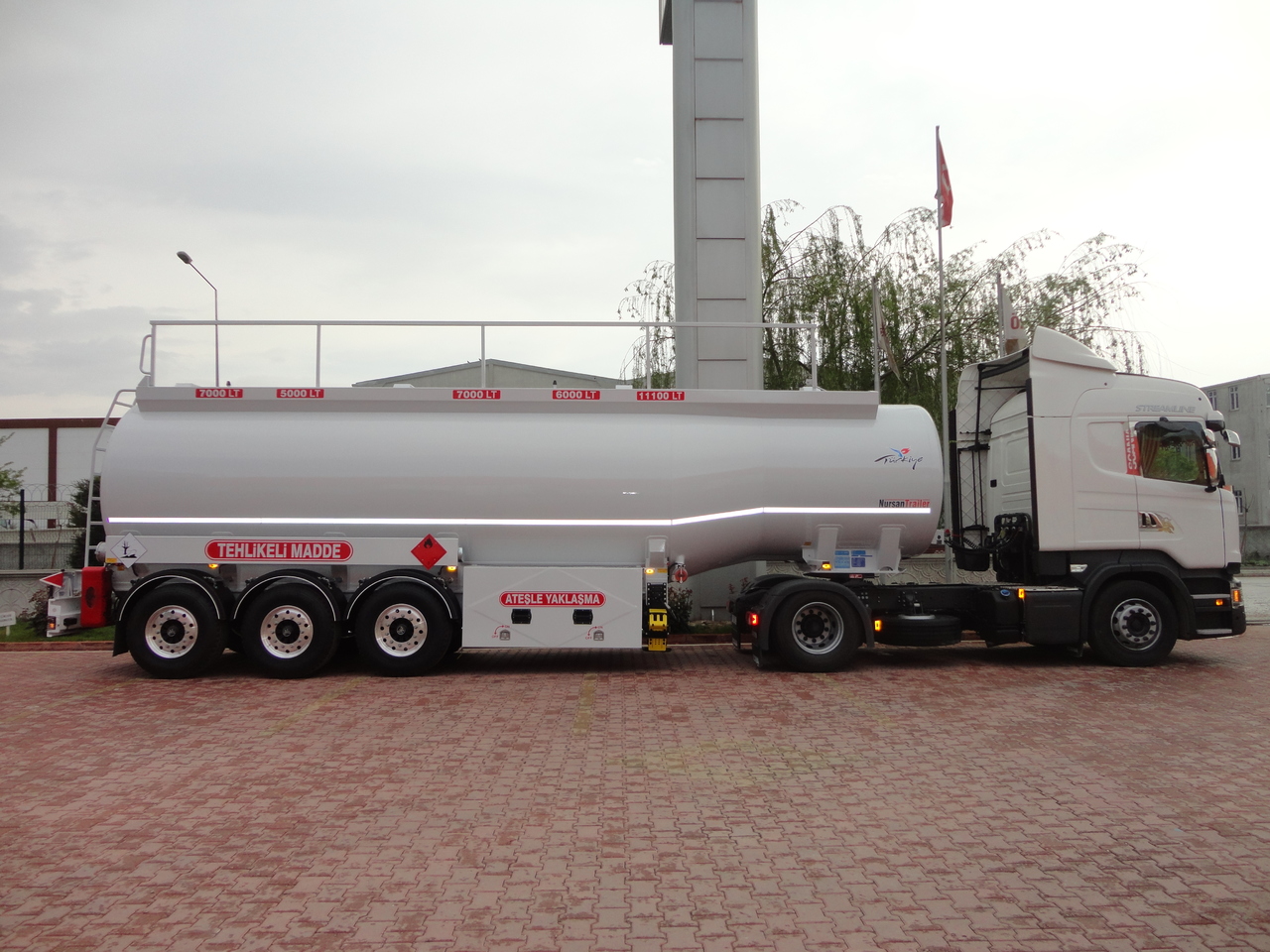 Tankauflieger Für die Beförderung von Kraftstoff neu kaufen NURSAN Aluminium Fuel Tanker: das Bild 8