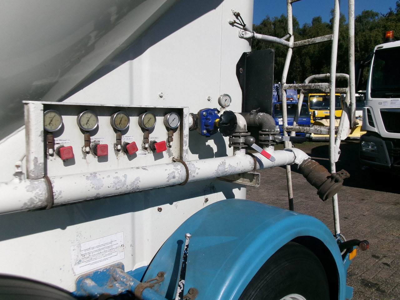 Tankauflieger Für die Beförderung von Mehl Spitzer Powder tank alu 43 m3 / 1 comp + compressor: das Bild 15