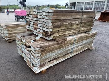 Baugeräte 8' & 6' Scaffolding Planks (100 of)