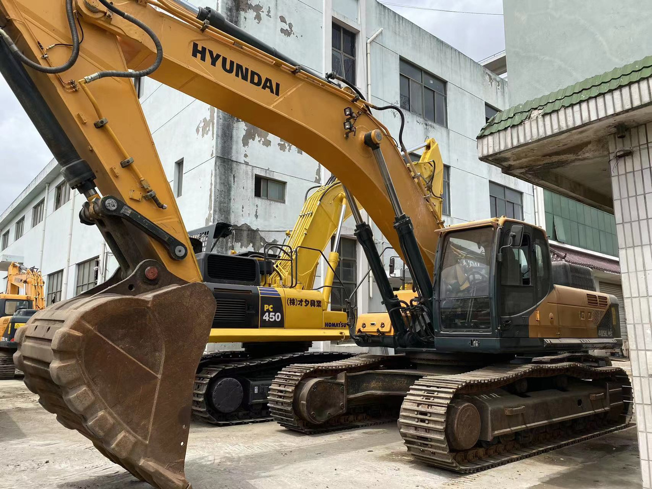 Kettenbagger Korea made HYUNDAI used excavator good condition R485LVS best service on sale: das Bild 2
