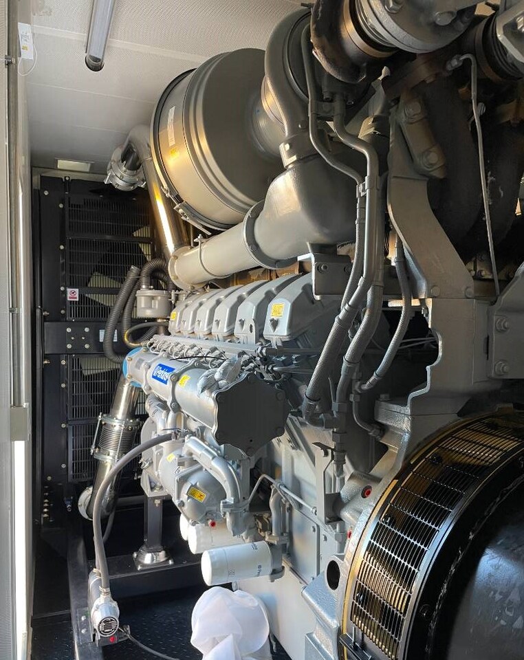 Stromgenerator Perkins 4012-46TAG2A - 1.650 kVA Generator - DPX-19823: das Bild 19