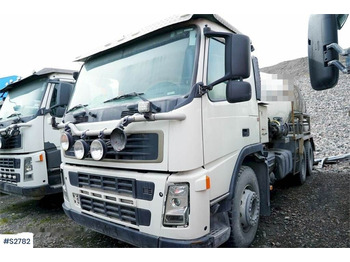 Fahrmischer Volvo FM480 6x4 Mining Truck: das Bild 1