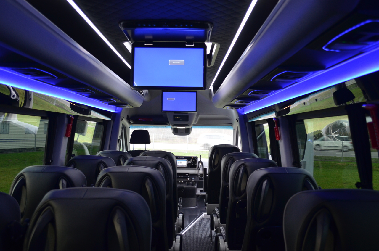 Kleinbus, Personentransporter neu kaufen MERCEDES-BENZ 519 4x4 high and low drive: das Bild 12
