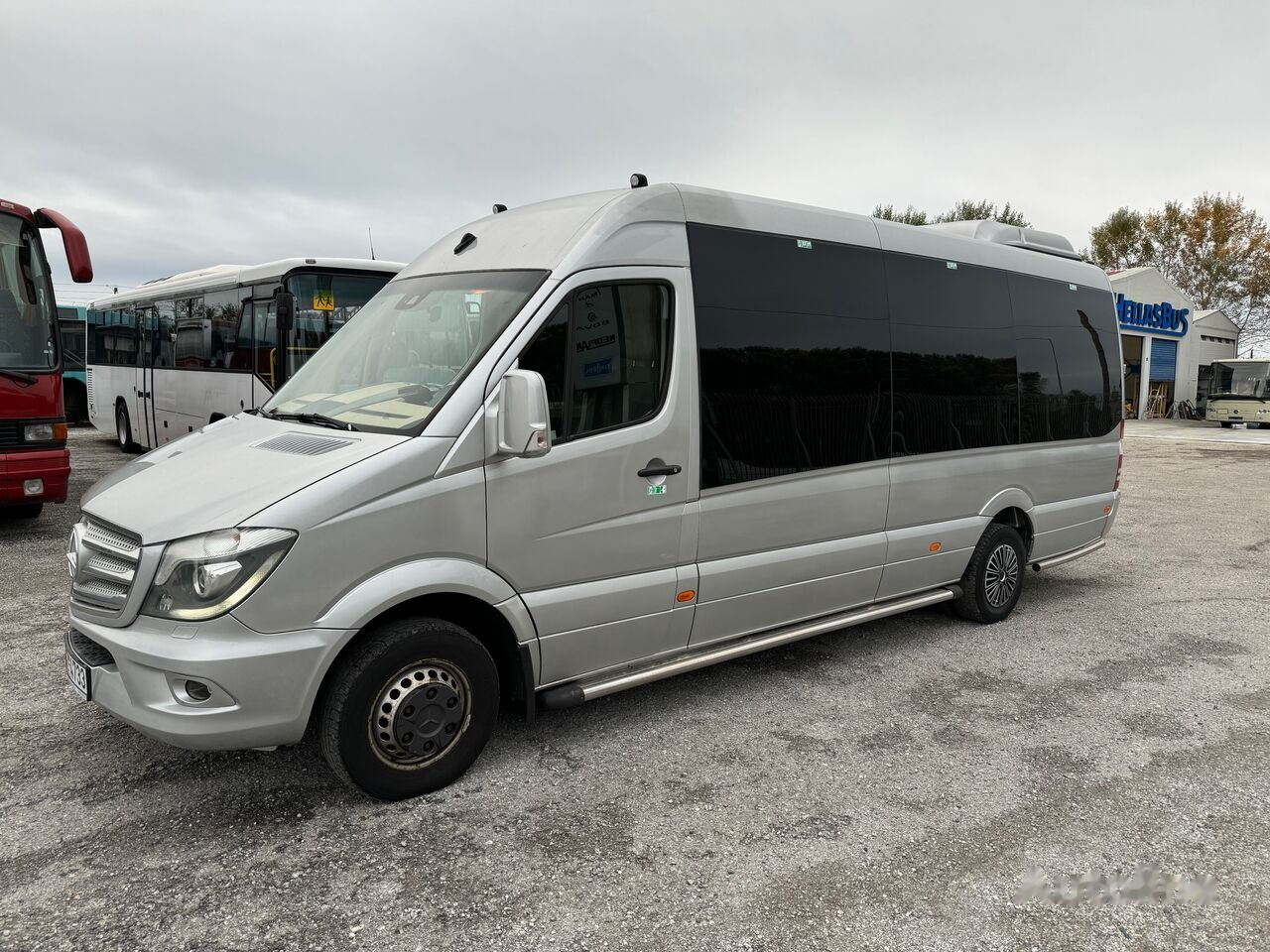 Kleinbus, Personentransporter Mercedes-Benz 519 CDI / 16+1+1 / RAMP: das Bild 3