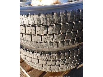 Reifen für LKW Michelin 295/80 R22,5 dubbdäck: das Bild 1