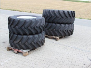 Mitas 480/65 R 24 und 600/65 R 34 zu Steyr Profi - Reifen