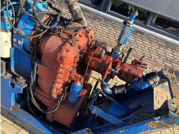 Motor Sisu Valmet Diesel 74.234 ETA 181 HP diesel enine with ZF gearbox: das Bild 5