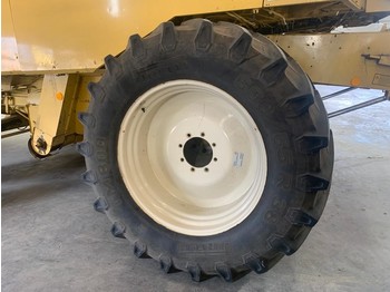 Felgen und Reifen für Traktor Trelleborg 600/65R38 Banden: das Bild 1