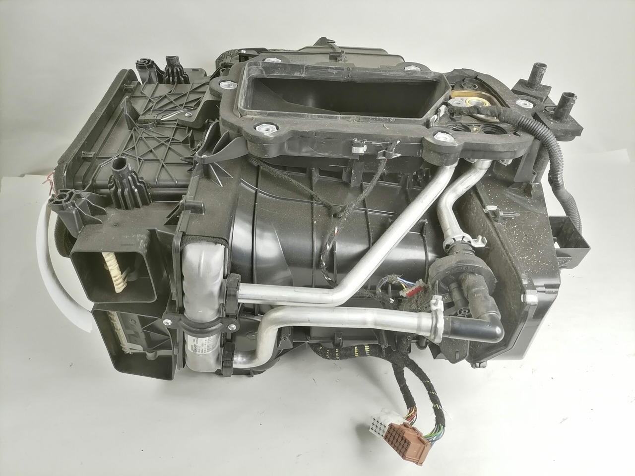 Heizung/ Lüftung für LKW Volvo Heating unit 84164529: das Bild 9