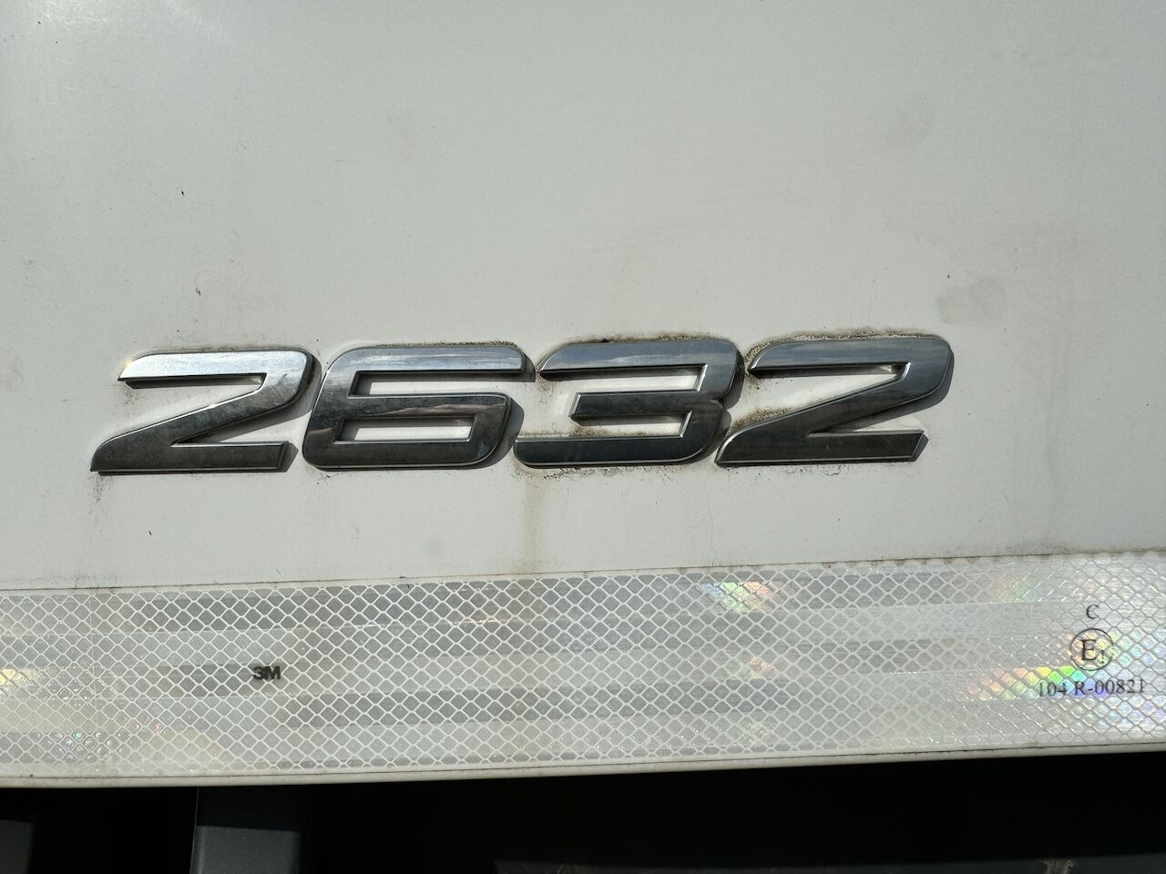 Kommunal-/ Sonderfahrzeug Mercedes-Benz 2632: das Bild 9