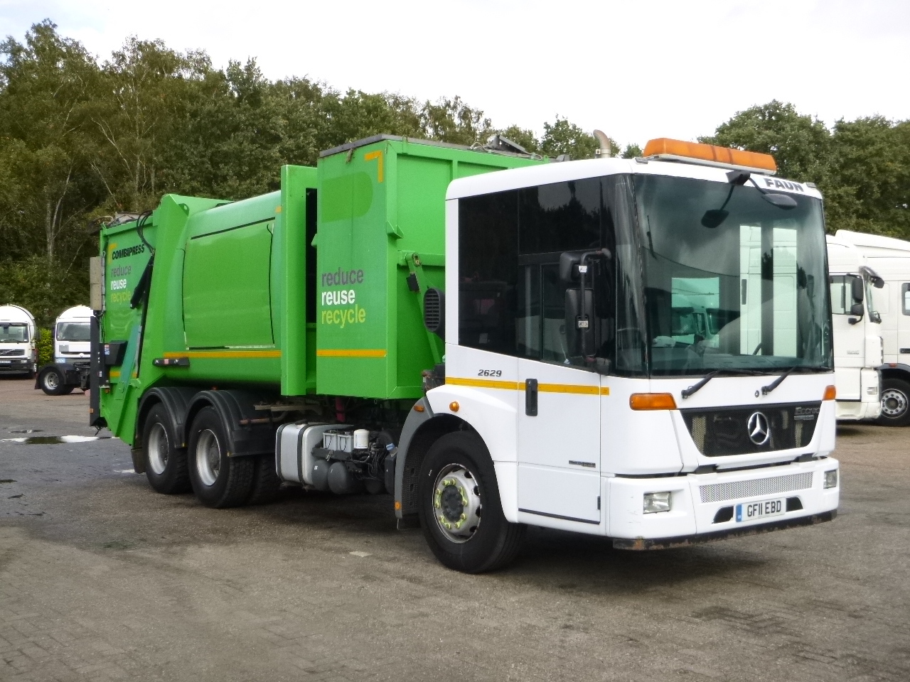 Müllwagen Mercedes Econic 2629LL 6x4 RHD Faun refuse truck: das Bild 2