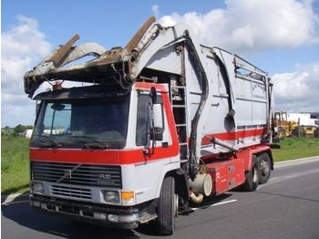 Volvo FL 10 6X2 320 HK - Müllwagen