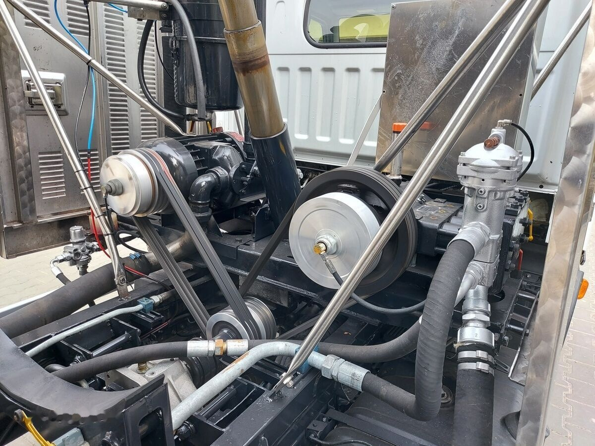 Saug-/ Spülfahrzeug Renault Maxity Cappellotto INOX Low garage hydro combi: das Bild 34
