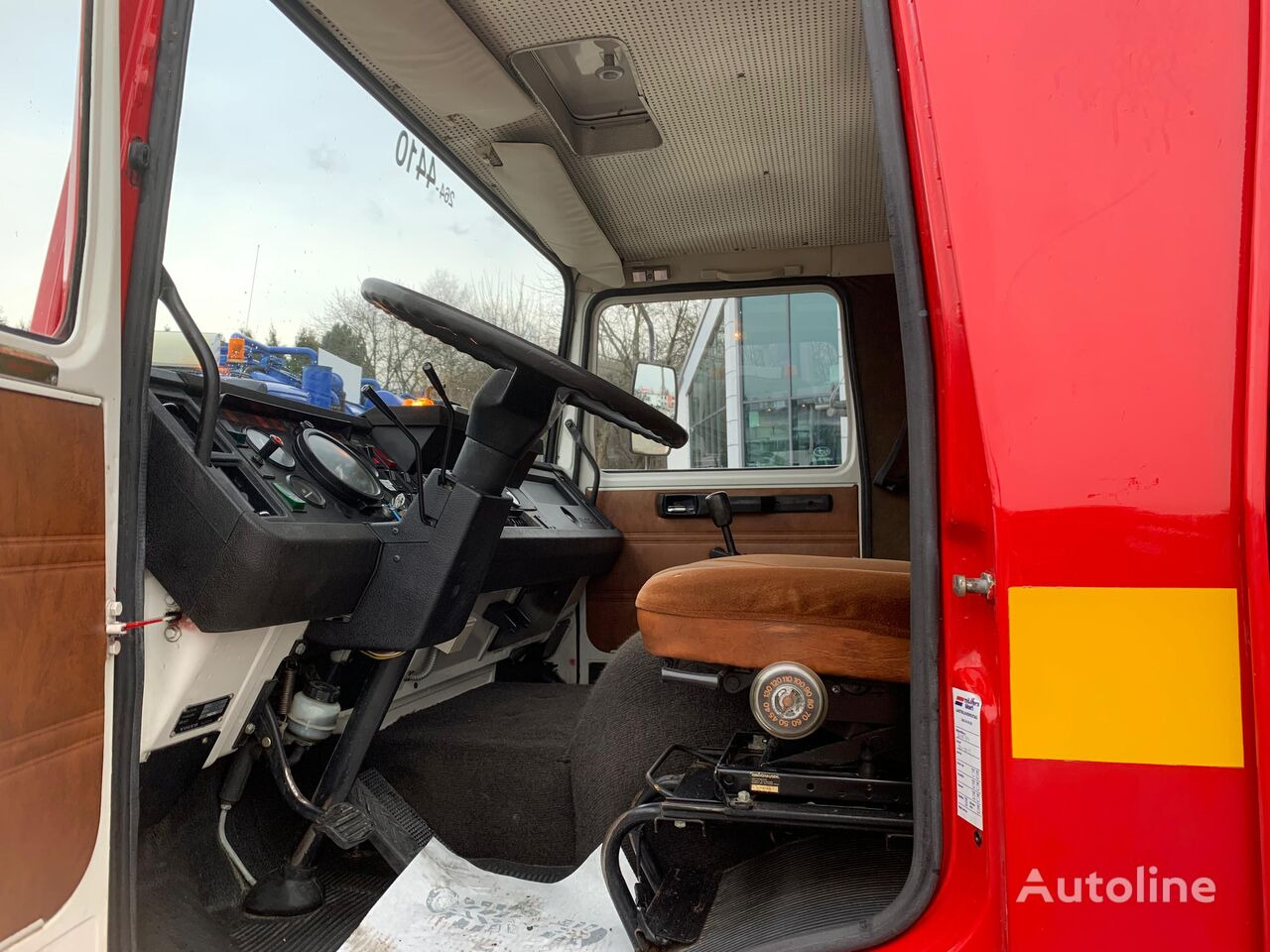 Feuerwehrfahrzeug Volvo F613 Turbo / 2000l/min pump / 1000l foam / GOOD CONDITION: das Bild 10