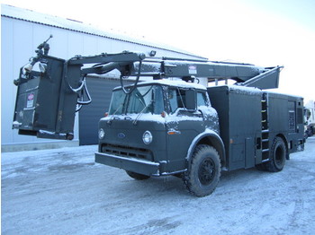 Ford 8000 (AIRPLANE DE-ICER) - LKW