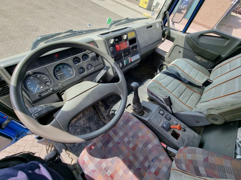 Kipper Iveco Eurocargo 135E18 - 4x4: das Bild 11