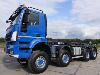 Abrollkipper Iveco Trakker 450 8 x 8 / 30 tons container system: das Bild 1