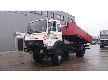 Kipper Iveco Turbostar 190 - 30 (6 CYLINDRE EN LIGNE / WATER COOLING / 4X4 / SUSP. LAMES): das Bild 1