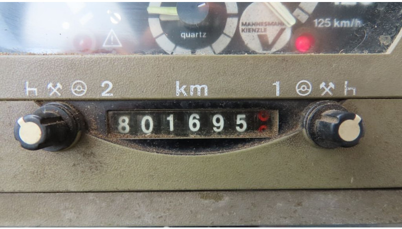 Kipper MAN 35.362 8x4 Euro 2, ZF manual gearbox, VERY clean: das Bild 15