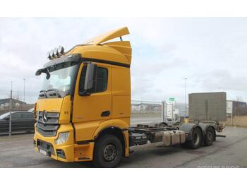 Containerwagen/ Wechselfahrgestell LKW Mercedes-Benz Actros 2545 6x2*4 serie 4710 Euro 6: das Bild 1