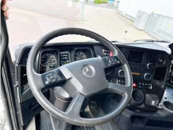 Fahrgestell LKW Mercedes-Benz Actros 3551 L 8x2/4 Actros 3551 L 8x2/4, Vorlauflenkachse, Doppelbereifte Nachlaufliftachse: das Bild 3