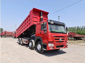 Getränkeaufbau LKW SINOTRUK HOWO 420 Dump Truck 8x4: das Bild 1