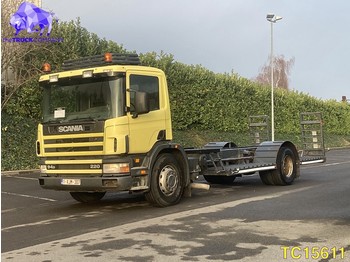 Fahrgestell LKW Scania 94d 220: das Bild 1