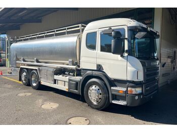 Tankwagen Für die Beförderung von Milch Scania P420 Milchwagen isoliert: das Bild 1