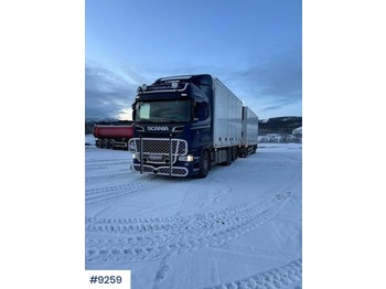 Koffer LKW Scania R560: das Bild 1