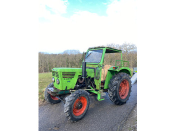 Traktor D 4506 A: das Bild 1