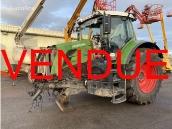 Traktor FENDT 828 PROFI: das Bild 1