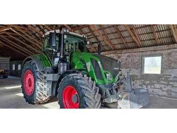 Traktor Fendt 826 Vario S4 Profi Plus: das Bild 2