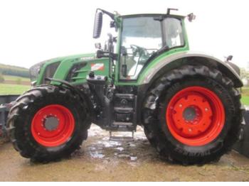 Traktor Fendt 828 Vario Profi Plus mit Lenksystem: das Bild 1