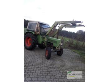 Traktor Fendt FARMER 103 S: das Bild 1