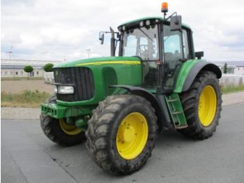 Traktor John Deere 6920: das Bild 1