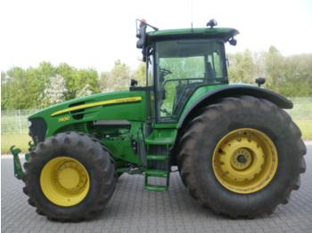 Traktor John Deere 7930: das Bild 1