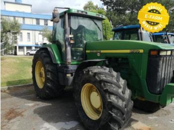 Traktor John Deere 8100: das Bild 1